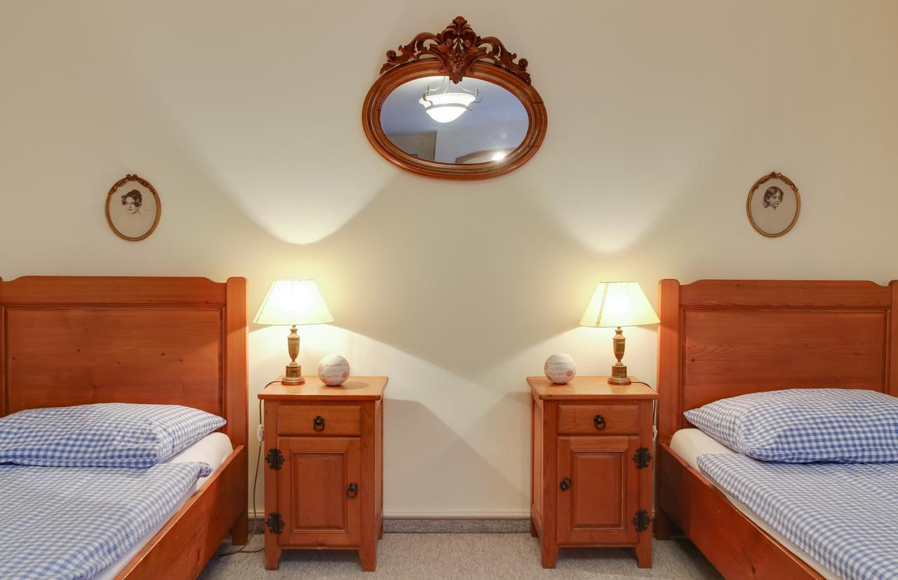 Ustria Crusch Alva Bed and Breakfast Tavanasa Εξωτερικό φωτογραφία